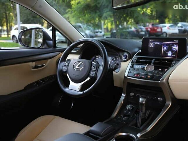 Лексус НХ, объемом двигателя 0 л и пробегом 41 тыс. км за 31000 $, фото 10 на Automoto.ua