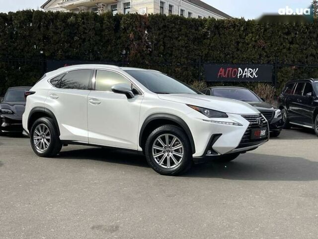Лексус НХ, объемом двигателя 2 л и пробегом 17 тыс. км за 33300 $, фото 8 на Automoto.ua