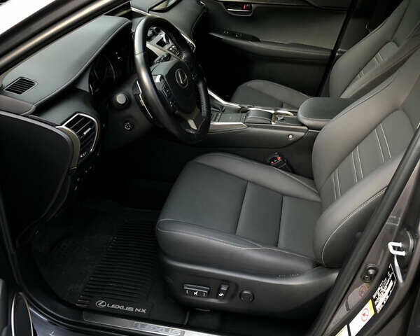 Лексус НХ, объемом двигателя 2.49 л и пробегом 47 тыс. км за 38900 $, фото 26 на Automoto.ua