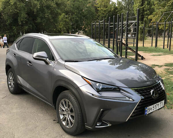 Лексус НХ, объемом двигателя 2.49 л и пробегом 47 тыс. км за 38900 $, фото 4 на Automoto.ua