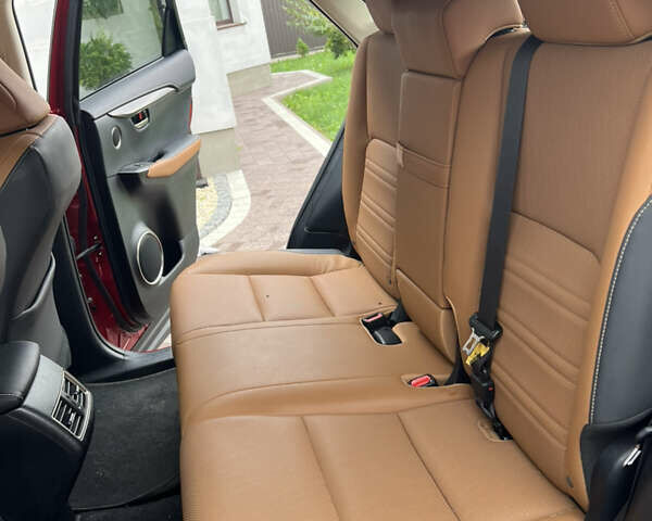 Лексус НХ, объемом двигателя 2 л и пробегом 92 тыс. км за 33000 $, фото 14 на Automoto.ua