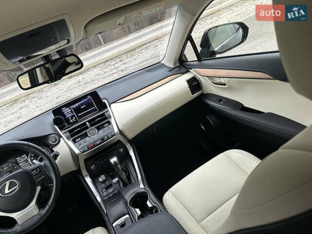 Лексус НХ, объемом двигателя 1.99 л и пробегом 54 тыс. км за 31300 $, фото 24 на Automoto.ua