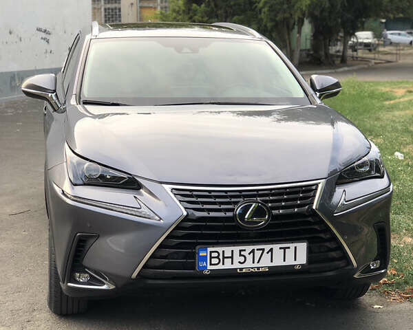 Лексус НХ, объемом двигателя 2.49 л и пробегом 47 тыс. км за 38900 $, фото 7 на Automoto.ua