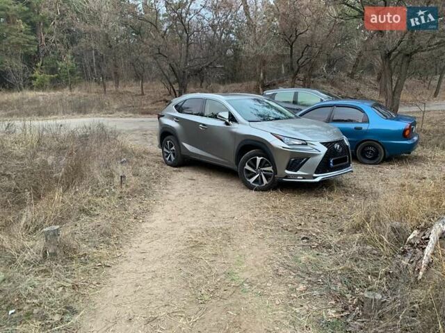 Лексус НХ, объемом двигателя 2 л и пробегом 82 тыс. км за 28800 $, фото 13 на Automoto.ua