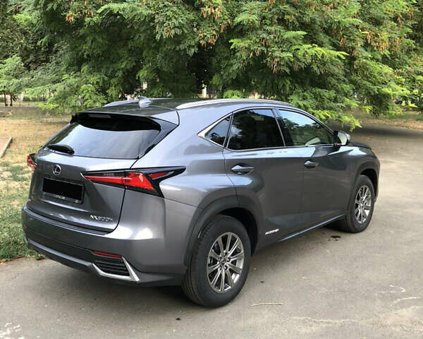 Лексус НХ, объемом двигателя 2.49 л и пробегом 47 тыс. км за 38900 $, фото 1 на Automoto.ua