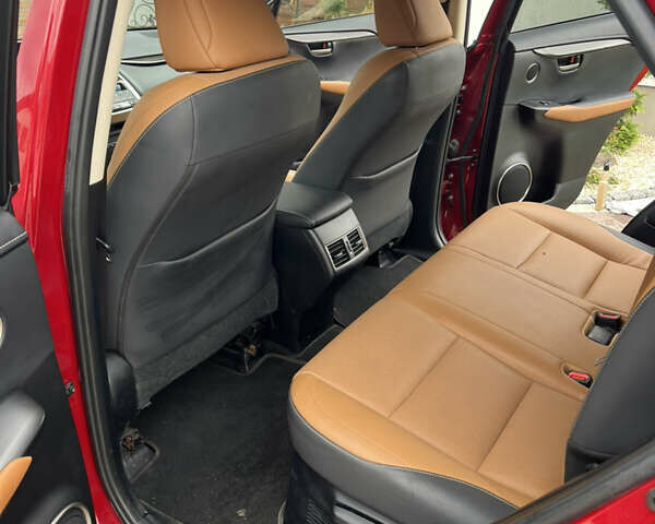 Лексус НХ, объемом двигателя 2 л и пробегом 92 тыс. км за 33000 $, фото 12 на Automoto.ua