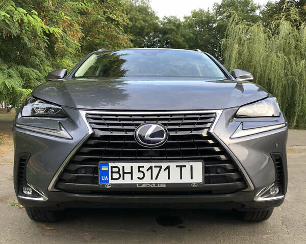 Лексус НХ, объемом двигателя 2.49 л и пробегом 47 тыс. км за 38900 $, фото 8 на Automoto.ua