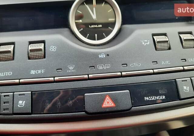 Лексус НХ, объемом двигателя 2.49 л и пробегом 70 тыс. км за 33500 $, фото 16 на Automoto.ua