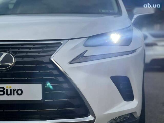 Лексус НХ, объемом двигателя 0 л и пробегом 65 тыс. км за 30700 $, фото 15 на Automoto.ua