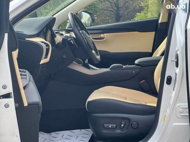 Лексус НХ, об'ємом двигуна 0 л та пробігом 65 тис. км за 31999 $, фото 13 на Automoto.ua