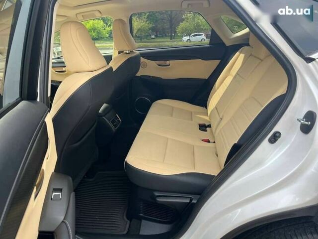 Лексус НХ, об'ємом двигуна 0 л та пробігом 65 тис. км за 30999 $, фото 13 на Automoto.ua
