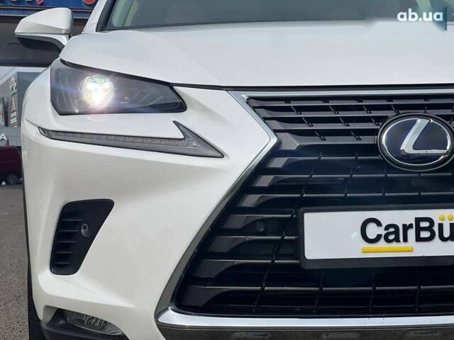 Лексус НХ, объемом двигателя 0 л и пробегом 65 тыс. км за 32700 $, фото 10 на Automoto.ua