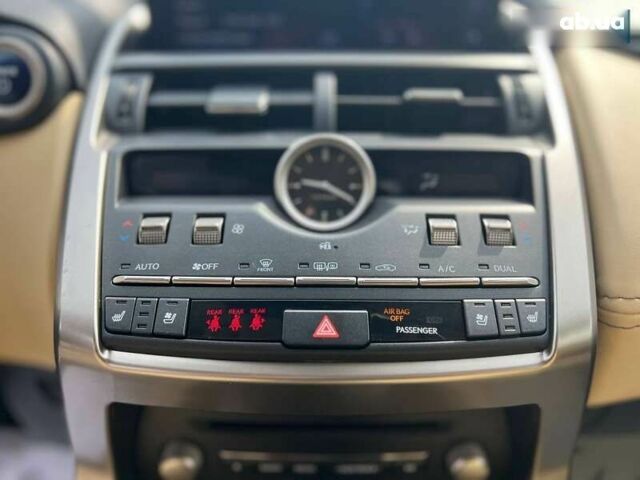 Лексус НХ, объемом двигателя 0 л и пробегом 65 тыс. км за 30700 $, фото 24 на Automoto.ua