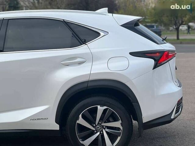 Лексус НХ, объемом двигателя 0 л и пробегом 65 тыс. км за 30700 $, фото 14 на Automoto.ua