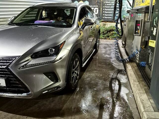 Лексус НХ, об'ємом двигуна 2.5 л та пробігом 45 тис. км за 40000 $, фото 1 на Automoto.ua