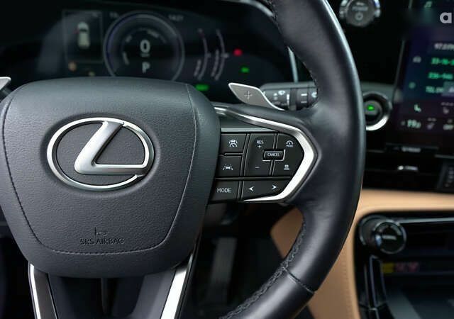 Лексус НХ, об'ємом двигуна 0 л та пробігом 36 тис. км за 57509 $, фото 18 на Automoto.ua