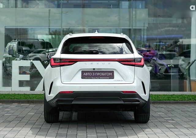 Лексус НХ, об'ємом двигуна 0 л та пробігом 36 тис. км за 57509 $, фото 3 на Automoto.ua