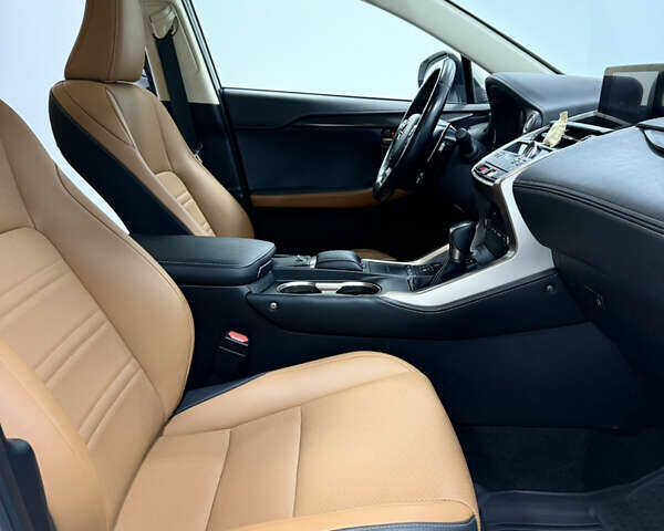 Лексус НХ, объемом двигателя 2 л и пробегом 52 тыс. км за 26900 $, фото 27 на Automoto.ua