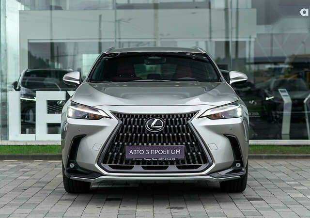 Лексус НХ, объемом двигателя 2.5 л и пробегом 163 тыс. км за 40199 $, фото 4 на Automoto.ua