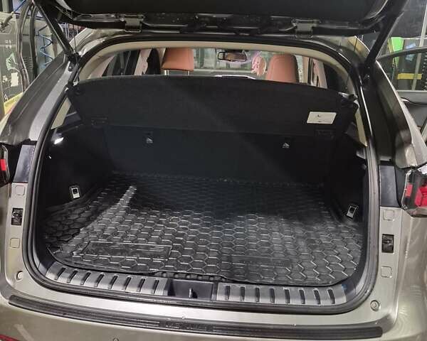 Лексус НХ, об'ємом двигуна 2.5 л та пробігом 50 тис. км за 40000 $, фото 14 на Automoto.ua