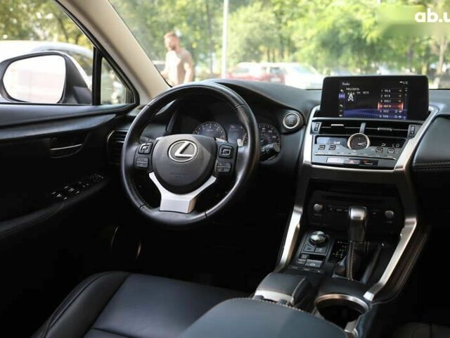 Лексус НХ, объемом двигателя 2 л и пробегом 56 тыс. км за 31500 $, фото 11 на Automoto.ua