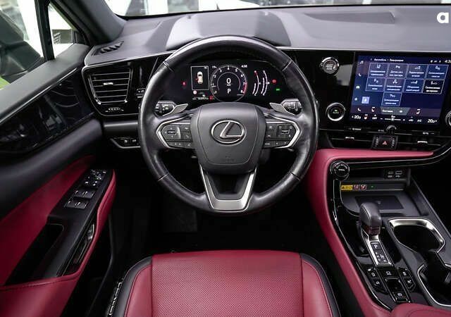 Лексус НХ, объемом двигателя 2.5 л и пробегом 163 тыс. км за 40199 $, фото 8 на Automoto.ua