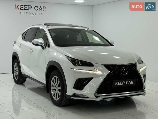 Лексус НХ, объемом двигателя 2 л и пробегом 52 тыс. км за 26900 $, фото 4 на Automoto.ua