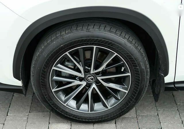 Лексус НХ, об'ємом двигуна 0 л та пробігом 36 тис. км за 57509 $, фото 11 на Automoto.ua