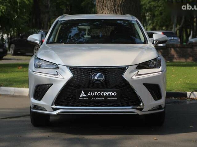 Лексус НХ, объемом двигателя 2 л и пробегом 56 тыс. км за 31500 $, фото 1 на Automoto.ua