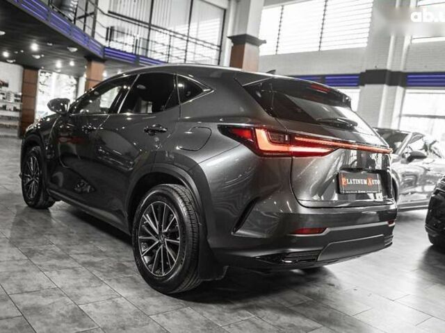 Лексус НХ, объемом двигателя 2.5 л и пробегом 15 тыс. км за 50900 $, фото 14 на Automoto.ua