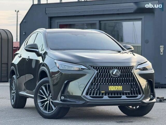 Лексус НХ, объемом двигателя 2.4 л и пробегом 98 тыс. км за 39900 $, фото 4 на Automoto.ua