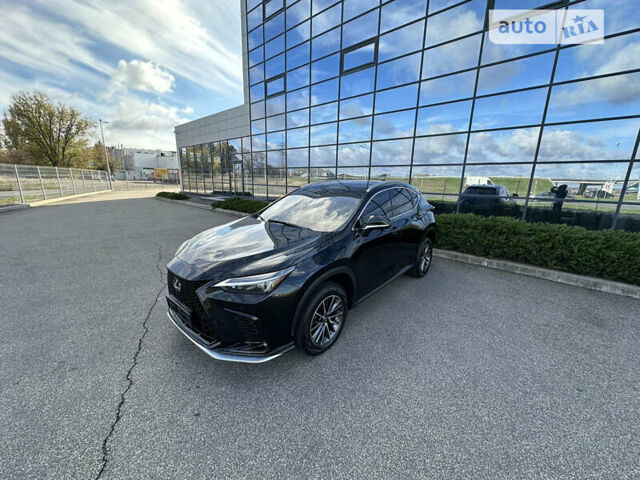 Лексус НХ, объемом двигателя 2.39 л и пробегом 14 тыс. км за 65000 $, фото 1 на Automoto.ua