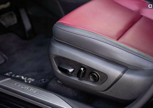 Лексус НХ, объемом двигателя 2.5 л и пробегом 5 тыс. км за 54008 $, фото 15 на Automoto.ua