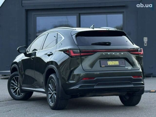 Лексус НХ, объемом двигателя 2.4 л и пробегом 98 тыс. км за 39900 $, фото 9 на Automoto.ua