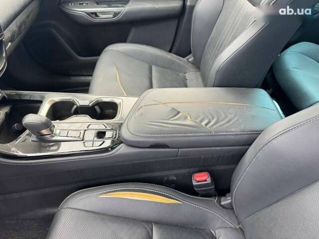 Лексус НХ, объемом двигателя 0 л и пробегом 68 тыс. км за 31500 $, фото 17 на Automoto.ua