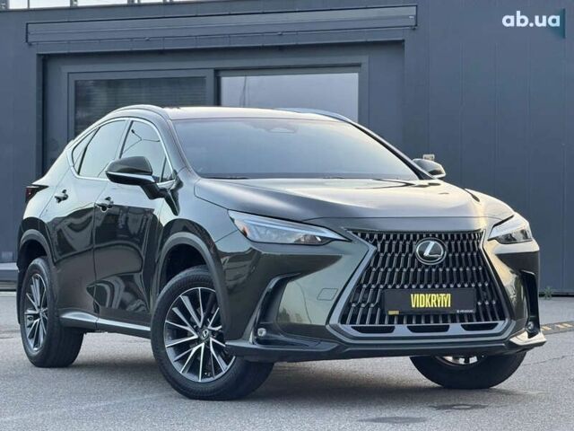 Лексус НХ, объемом двигателя 2.4 л и пробегом 98 тыс. км за 39900 $, фото 5 на Automoto.ua