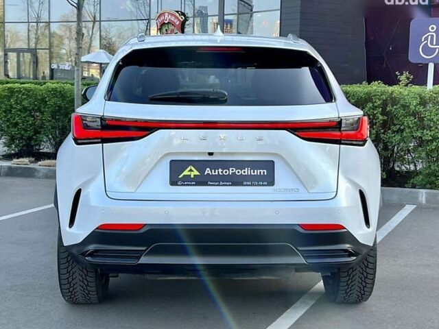 Лексус НХ, объемом двигателя 2.5 л и пробегом 23 тыс. км за 39777 $, фото 7 на Automoto.ua