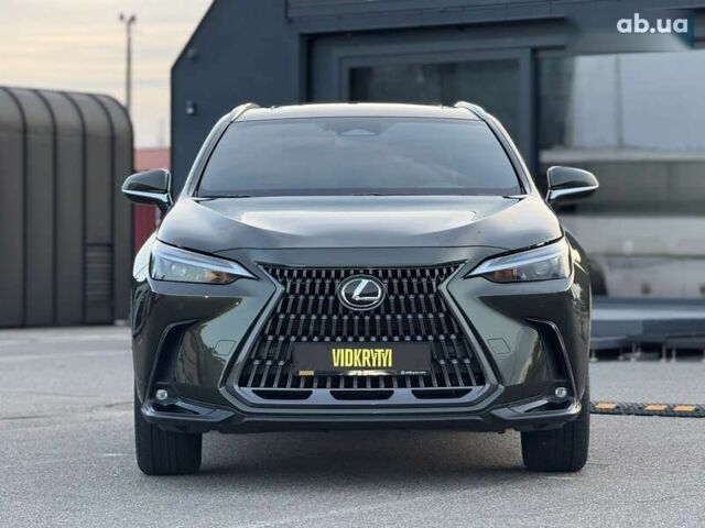 Лексус НХ, объемом двигателя 2.4 л и пробегом 98 тыс. км за 39900 $, фото 3 на Automoto.ua