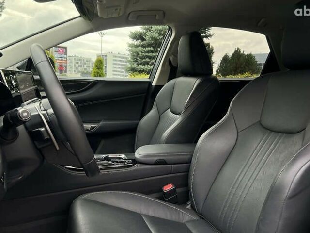 Лексус НХ, объемом двигателя 2.5 л и пробегом 31 тыс. км за 39500 $, фото 8 на Automoto.ua