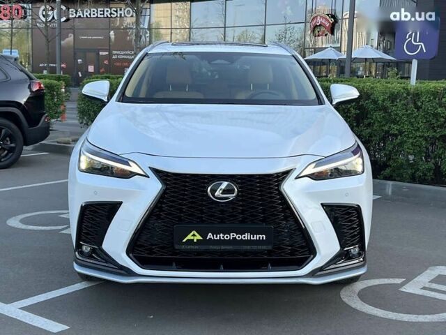 Лексус НХ, объемом двигателя 2.5 л и пробегом 23 тыс. км за 39777 $, фото 5 на Automoto.ua