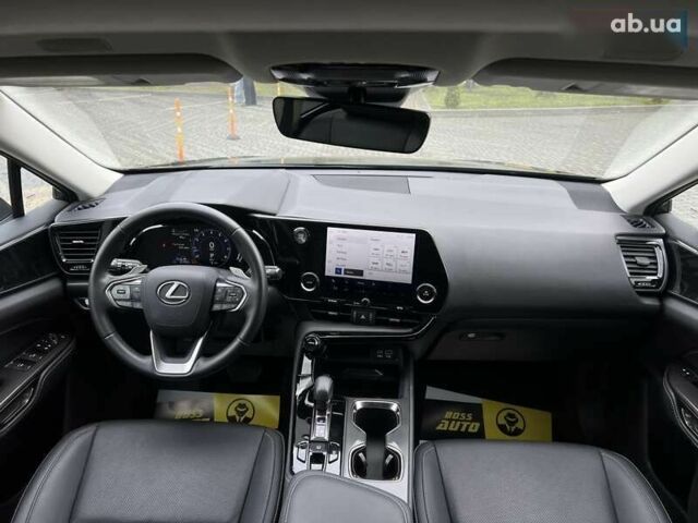Лексус НХ, объемом двигателя 2.5 л и пробегом 31 тыс. км за 39500 $, фото 9 на Automoto.ua