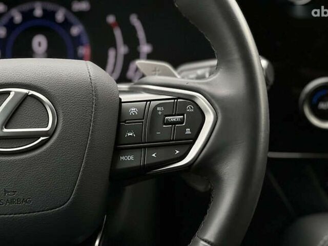 Лексус НХ, объемом двигателя 2.5 л и пробегом 31 тыс. км за 39500 $, фото 12 на Automoto.ua