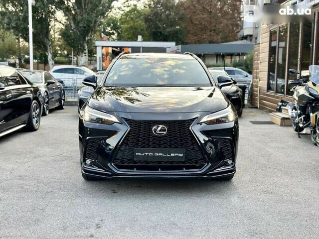 Лексус НХ, объемом двигателя 2.4 л и пробегом 8 тыс. км за 48999 $, фото 2 на Automoto.ua