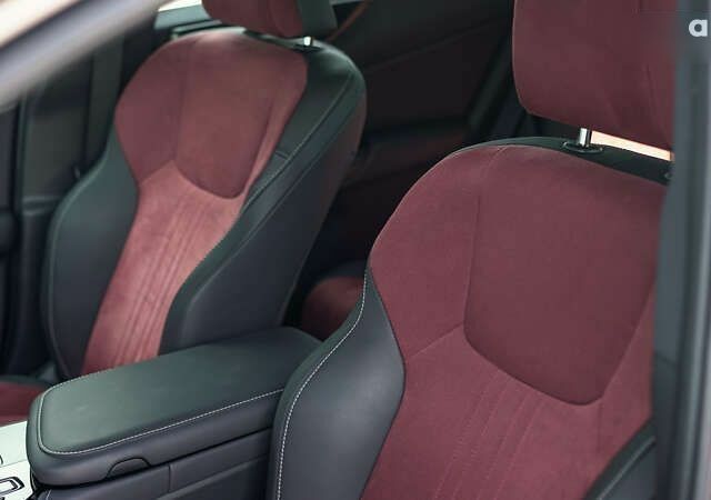 Лексус НХ, объемом двигателя 2 л и пробегом 8 тыс. км за 46229 $, фото 14 на Automoto.ua
