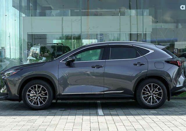 Лексус НХ, объемом двигателя 2 л и пробегом 8 тыс. км за 46229 $, фото 2 на Automoto.ua