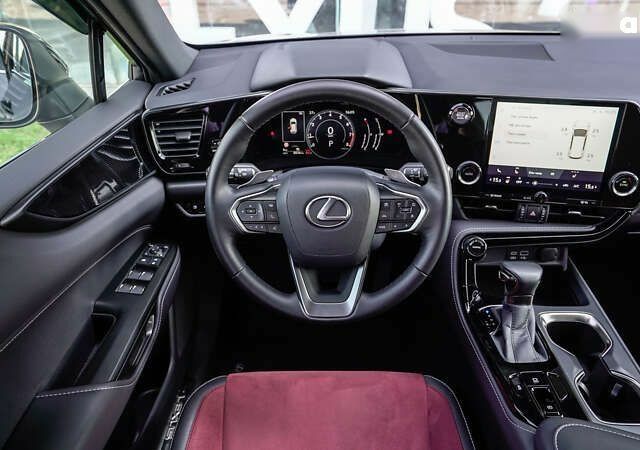 Лексус НХ, объемом двигателя 2 л и пробегом 8 тыс. км за 46229 $, фото 8 на Automoto.ua