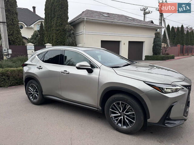 Лексус НХ, об'ємом двигуна 2 л та пробігом 36 тис. км за 41500 $, фото 18 на Automoto.ua