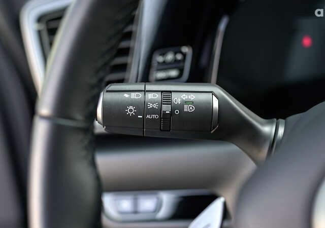 Лексус НХ, объемом двигателя 2 л и пробегом 8 тыс. км за 46229 $, фото 20 на Automoto.ua