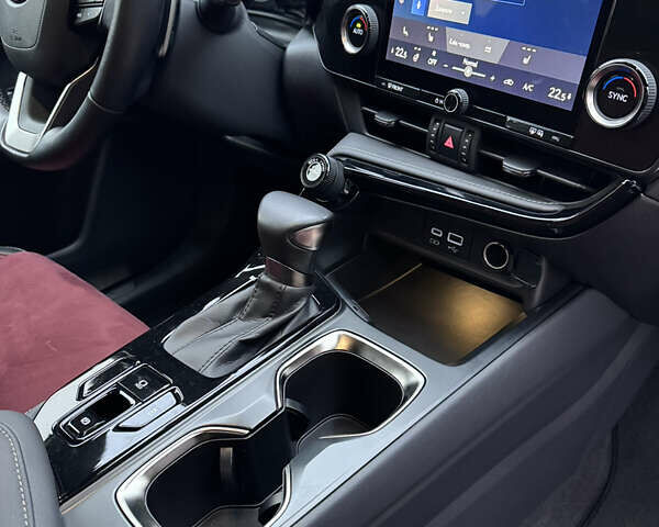 Лексус НХ, об'ємом двигуна 2 л та пробігом 36 тис. км за 41500 $, фото 33 на Automoto.ua