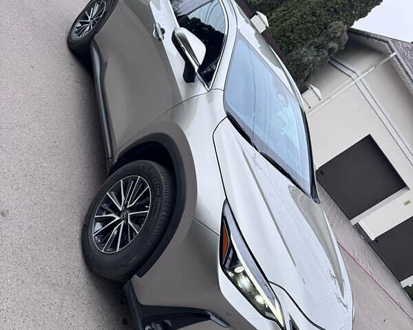 Лексус НХ, об'ємом двигуна 2 л та пробігом 36 тис. км за 41500 $, фото 10 на Automoto.ua